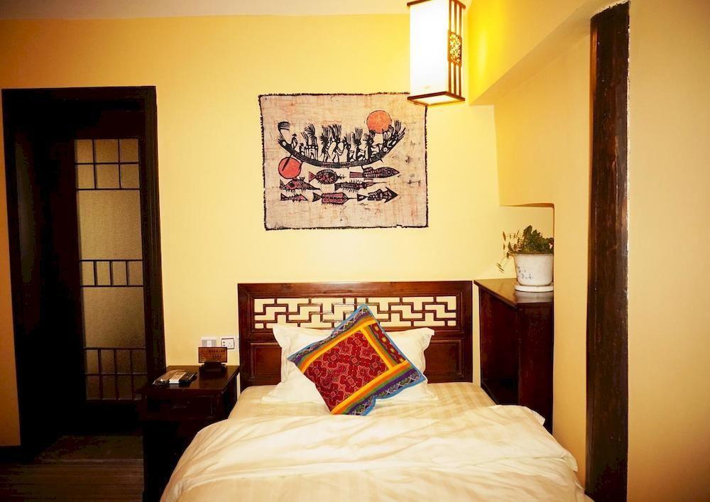 Lijiang Wangjia Courtyard Inn Bagian luar foto