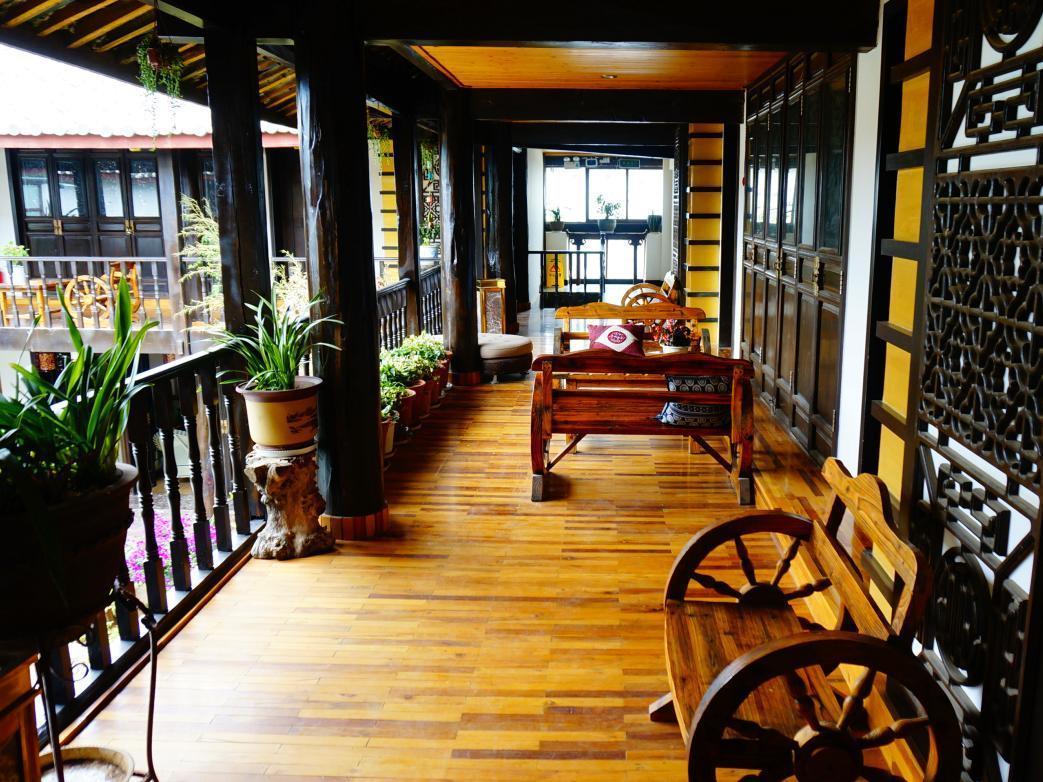 Lijiang Wangjia Courtyard Inn Bagian luar foto