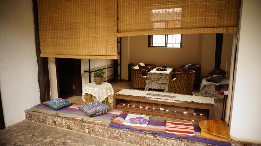 Lijiang Wangjia Courtyard Inn Bagian luar foto