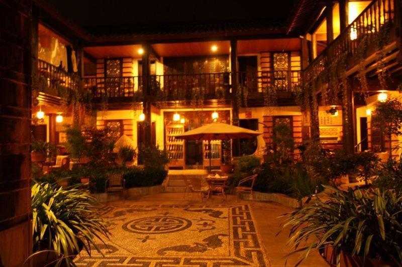 Lijiang Wangjia Courtyard Inn Bagian luar foto