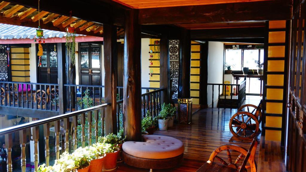 Lijiang Wangjia Courtyard Inn Bagian luar foto