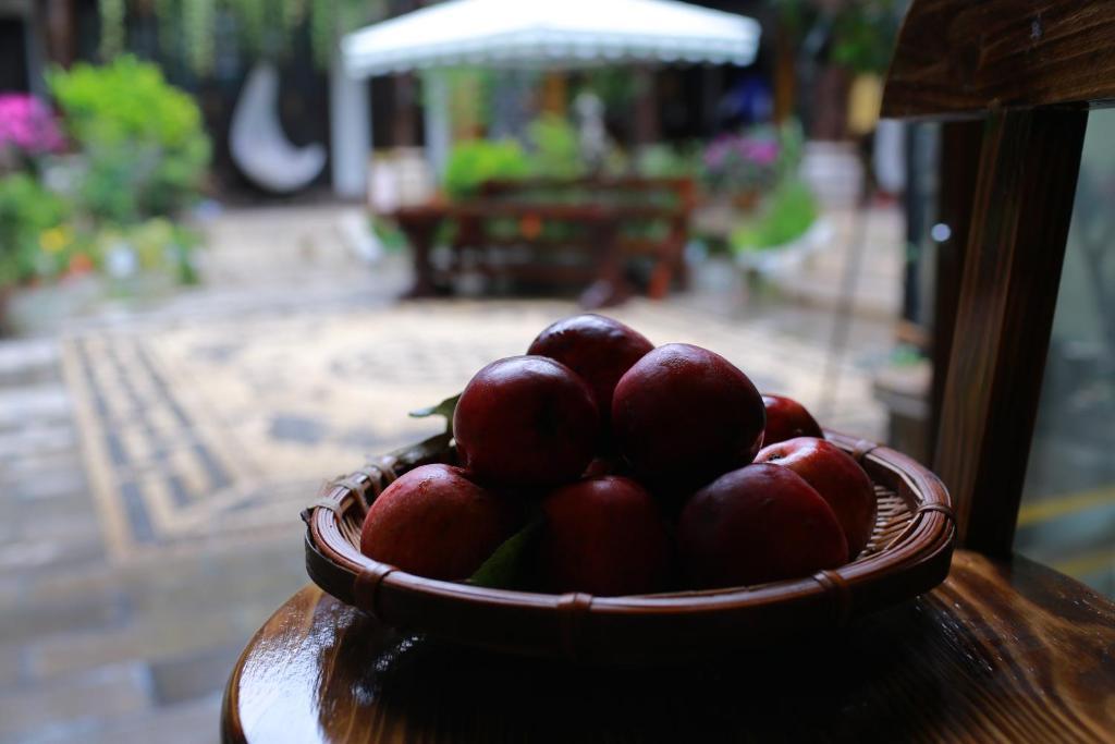 Lijiang Wangjia Courtyard Inn Bagian luar foto